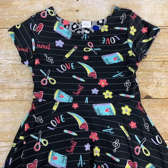 Girls Back To School Dress is reversible. Size 7 - Picture 6 of 16